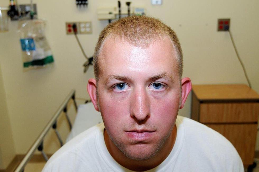 141125-darren-wilson-hospital-01_9fe890214d7d65ca48a55b7220540853